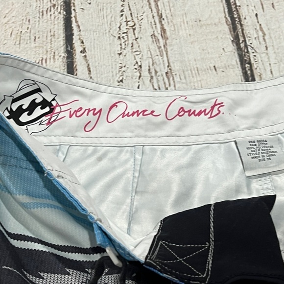 Billabong Mens Board Shorts Swim Trunks Bathing suit Swimwear Summer Beach - Picture 7 of 7